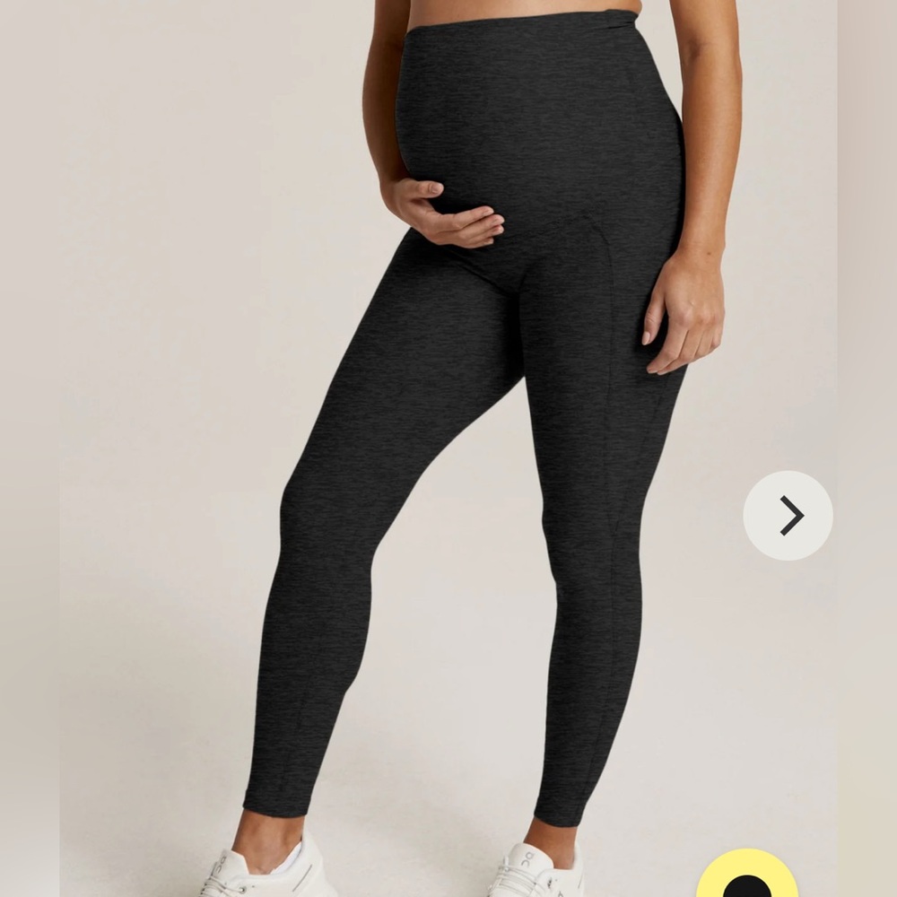Beyond yoga out of pocket high waist maternity pocket leggings